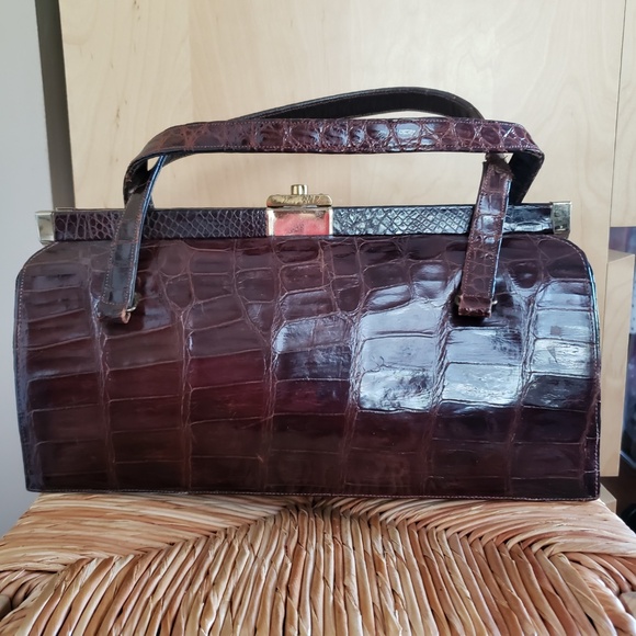 VINTAGE Bellestone Alligator Handbag! - Picture 3 of 14